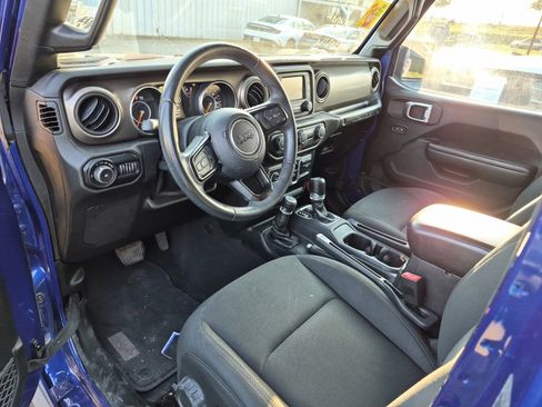 Used 2018 Jeep Wrangler Unlimited Sport S image 6