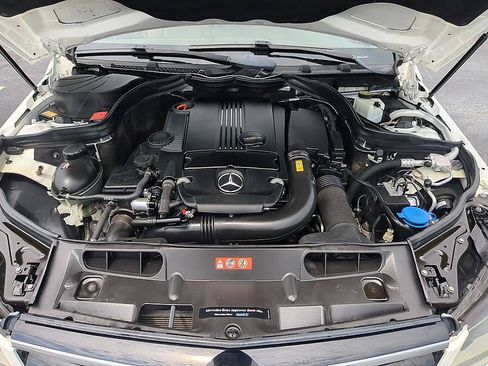 Used 2014 Mercedes-Benz C 250 Sedan image 37