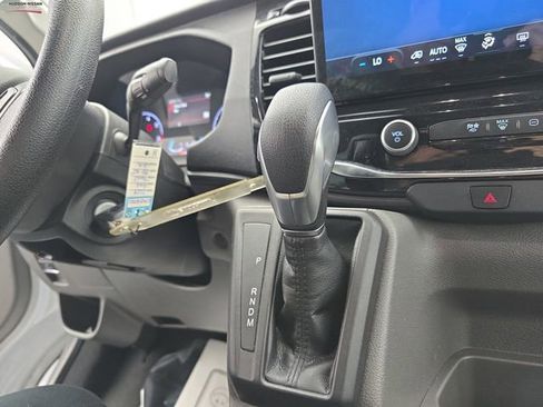 Used 2023 Ford Transit 350 XLT image 31