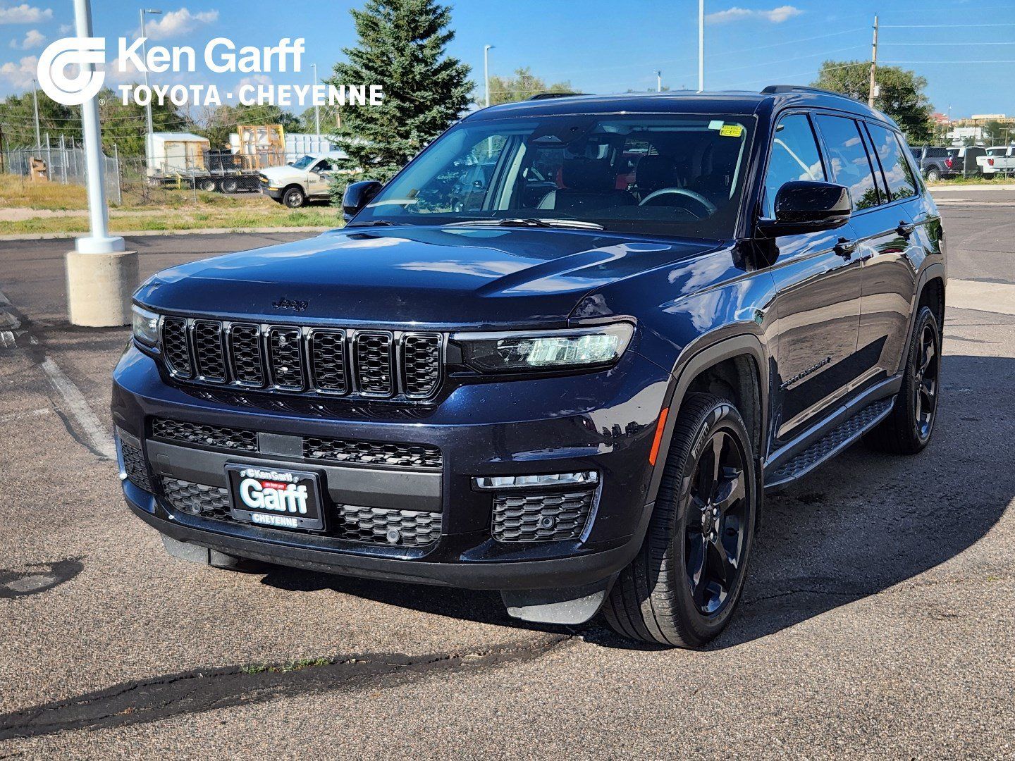 Used 2023 Jeep Grand Cherokee L Limited w/ Luxury Tech Group II AWD/4WD image 1