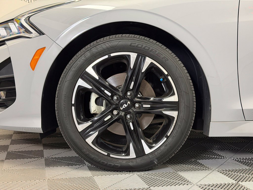 Used 2022 Kia K5 GT-Line w/ GT-Line Awd Premium Package image 11