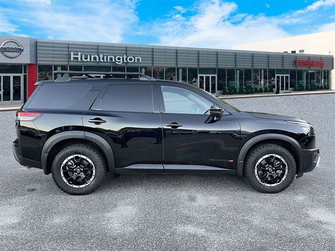 Certified 2024 Nissan Pathfinder Rock Creek image 5