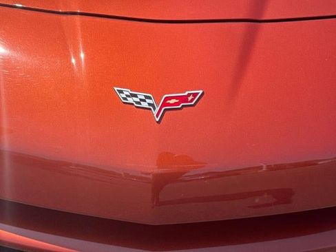 Used 2005 Chevrolet Corvette Coupe w/ Preferred Equipment Group RWD image 27