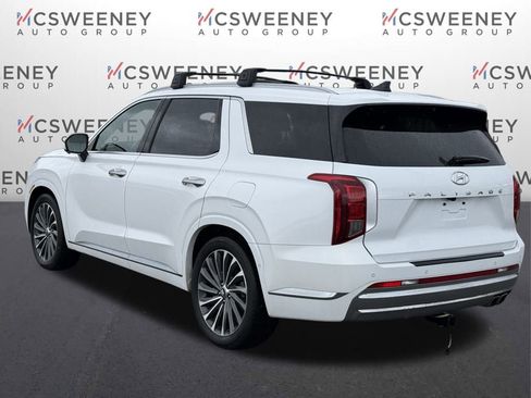 Used 2023 Hyundai Palisade Calligraphy image 3