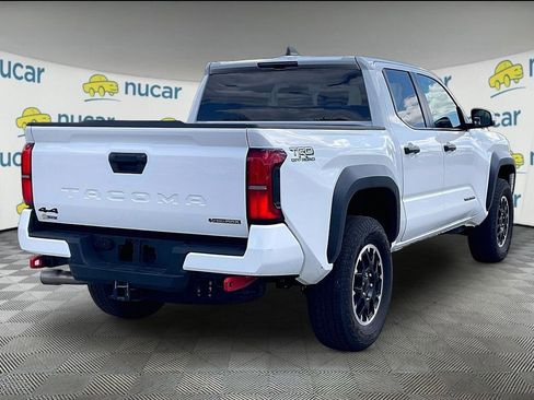 Used 2025 Toyota Tacoma TRD Off-Road AWD/4WD image 6