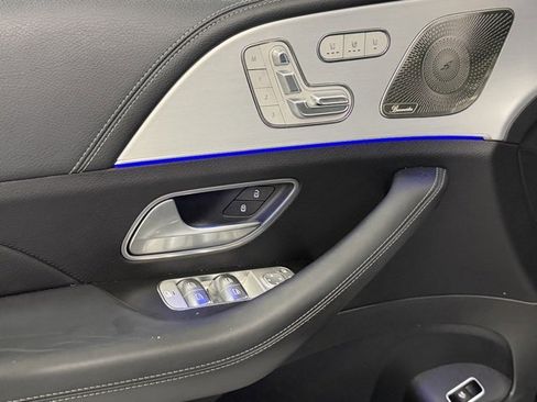 Used 2022 Mercedes-Benz GLS 450 4MATIC image 12