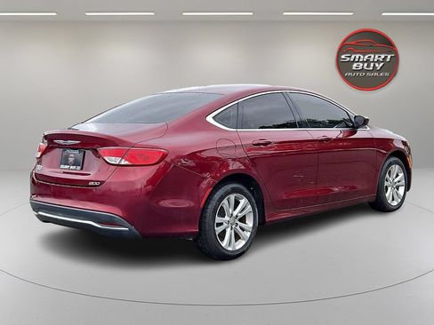 Used 2015 Chrysler 200 Limited FWD image 5