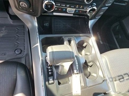 Used 2026 Ford F150 Lariat w/ Equipment Group 502A High AWD/4WD image 19