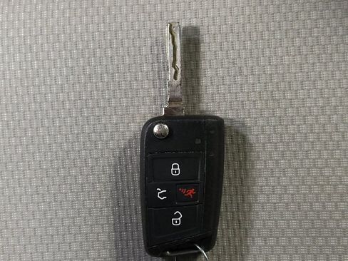 Used 2019 Volkswagen Jetta S image 32