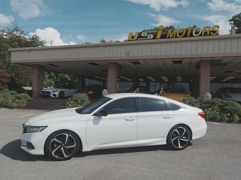 Used 2022 Honda Accord Sport image 11