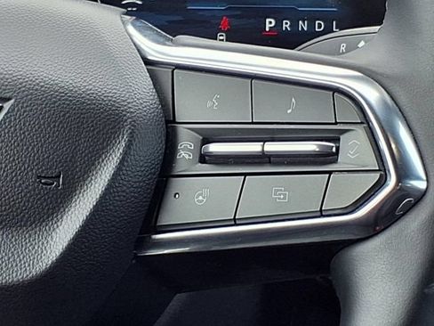Used 2026 Chevrolet Equinox LT FWD image 16