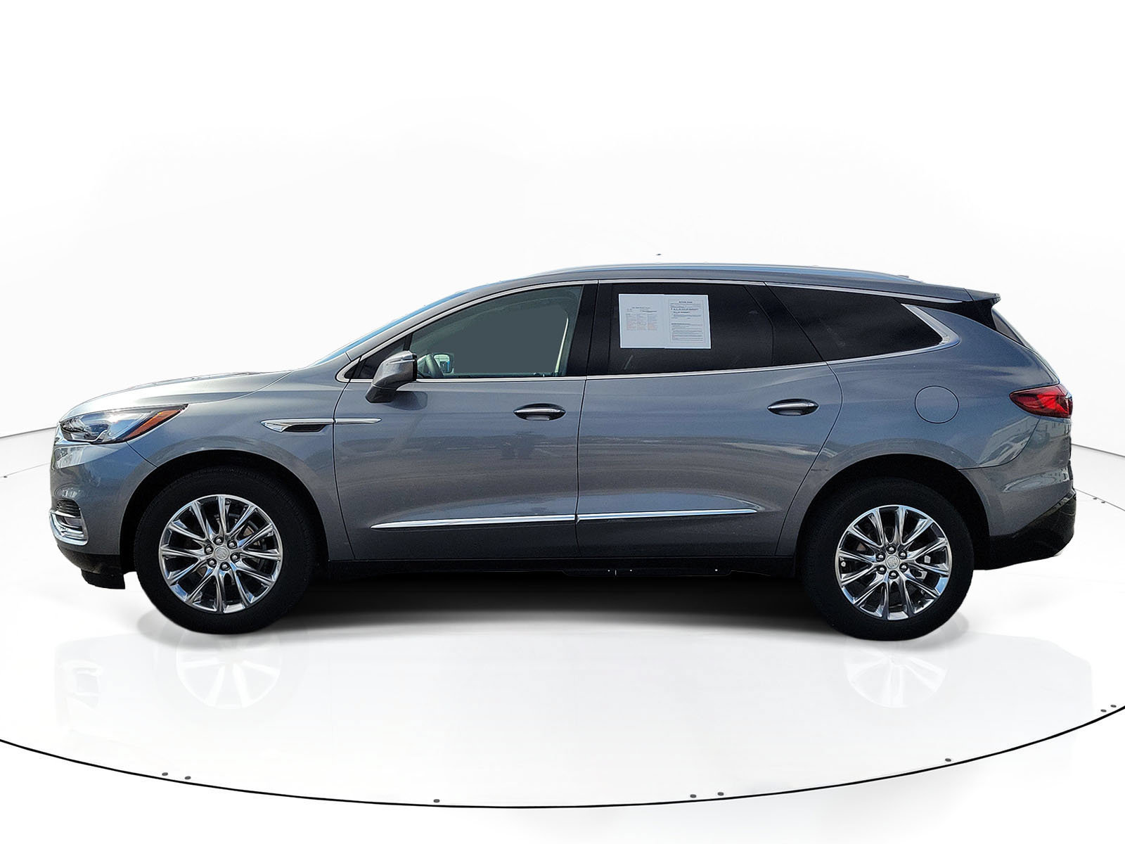 Used 2021 Buick Enclave Essence w/ Sound and Sites Package FWD image 4