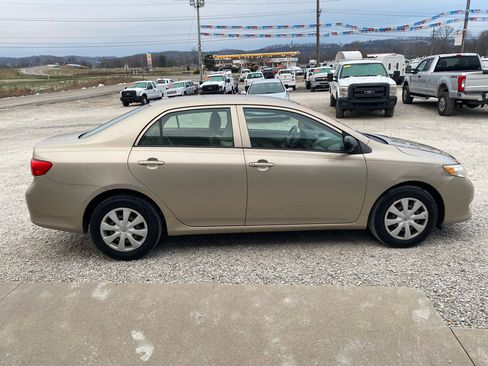 Used 2009 Toyota Corolla image 4