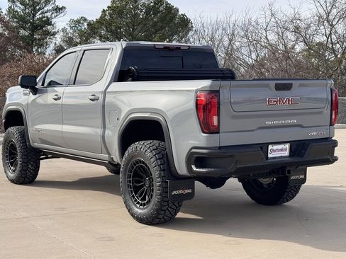 Used 2024 GMC Sierra 1500 AT4X image 4