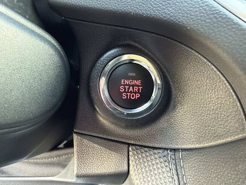 Used 2022 Subaru Forester Limited AWD/4WD image 36