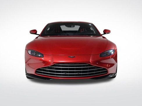 Used 2023 Aston Martin V8 Vantage Coupe image 8