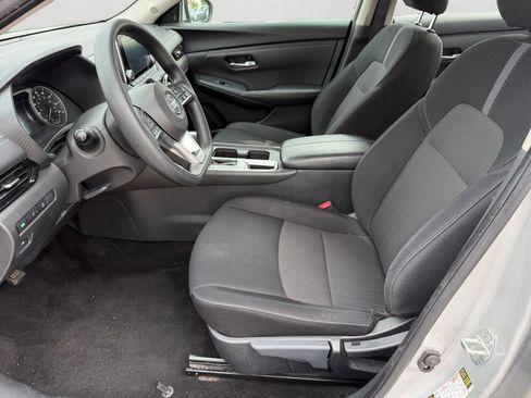 Used 2023 Nissan Sentra SV FWD image 21