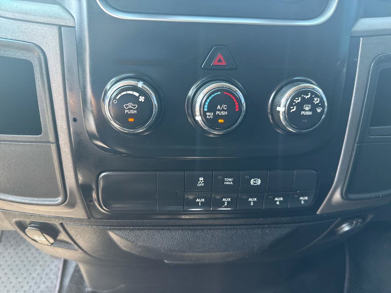 Used 2016 RAM 4500 Tradesman w/ Power & Remote Entry Group RWD image 18