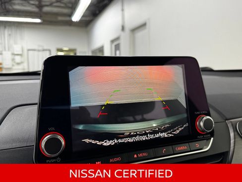 Certified 2025 Nissan Altima 2.5 SV FWD image 15