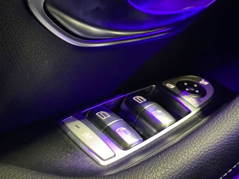 Used 2022 Mercedes-Benz E 450 4MATIC Sedan image 9