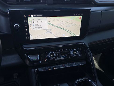 Used 2023 GMC Sierra 1500 AT4 w/ AT4 Premium Package image 12