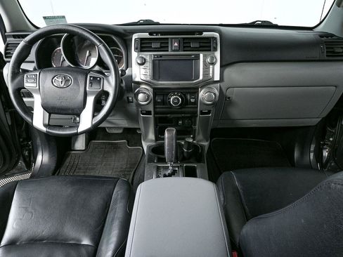 Used 2012 Toyota 4Runner SR5 w/ Premium Pkg AWD/4WD image 17