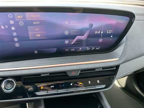 New 2025 Buick Envision Sport Touring image 18