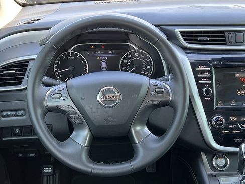 Used 2022 Nissan Murano SV w/ SV Midnight Edition Package image 15