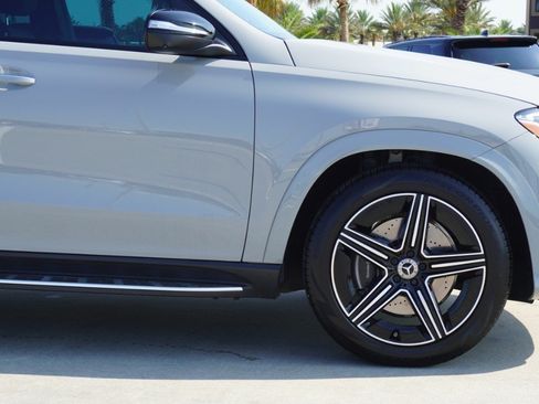 Used 2025 Mercedes-Benz GLE 450 4MATIC image 9