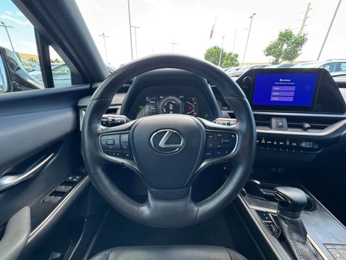 Used 2024 Lexus UX 250h F Sport FWD image 20