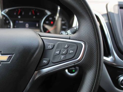 Used 2024 Chevrolet Equinox LS w/ LS Convenience Package FWD image 15
