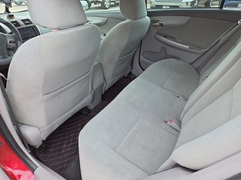 Used 2010 Toyota Corolla LE w/ All Weather Guard Pkg FWD image 12