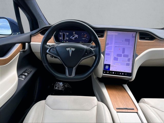 Used 2020 Tesla Model X Long Range AWD/4WD image 7