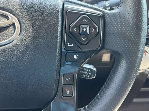 Used 2021 Toyota 4Runner TRD Off-Road Premium w/ Wilderness Package (TMS) AWD/4WD image 19