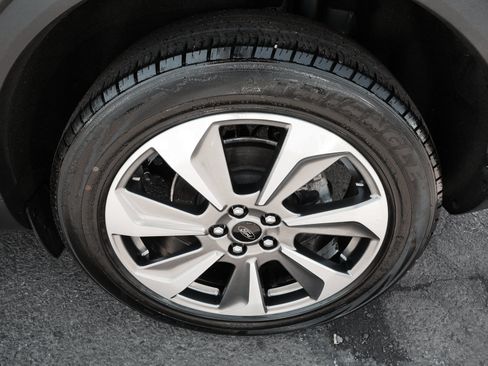Used 2024 Ford Escape Platinum AWD/4WD image 8