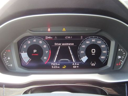 Used 2024 Audi Q3 2.0T Premium w/ Convenience Package image 39