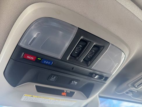 Used 2023 Subaru Crosstrek 2.5i Sport image 18