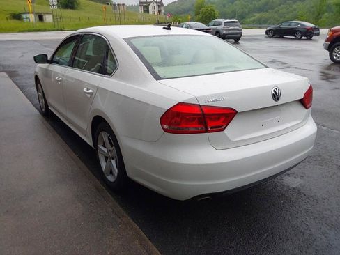Used 2013 Volkswagen Passat 2.5 SE FWD image 5