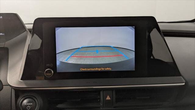Used 2023 Toyota Prius LE FWD image 30