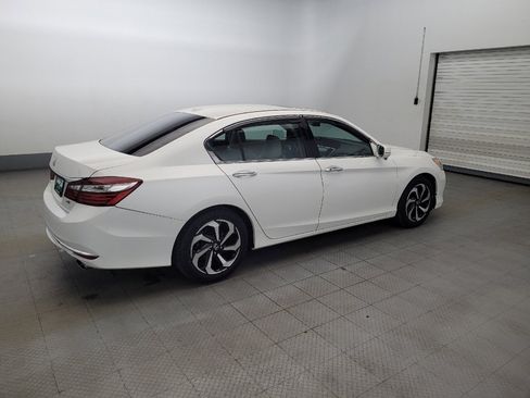 Used 2016 Honda Accord EX-L image 10