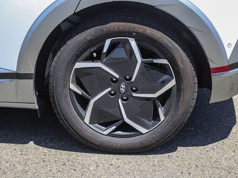 Certified 2024 Hyundai Ioniq 5 Limited RWD image 11