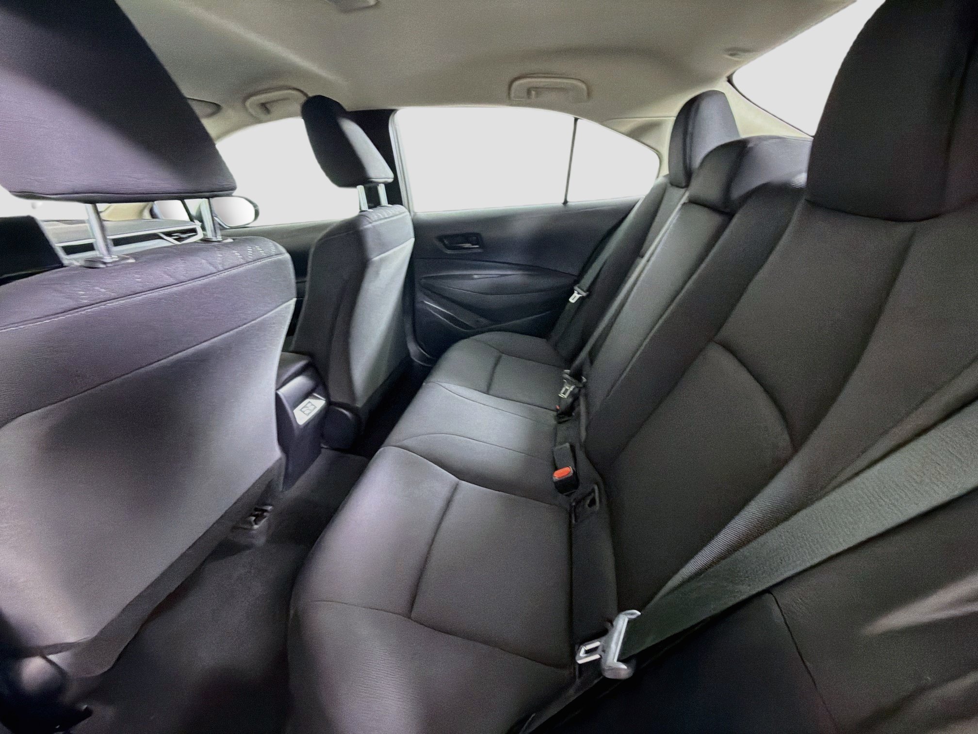 Used 2026 Toyota Corolla LE FWD image 25
