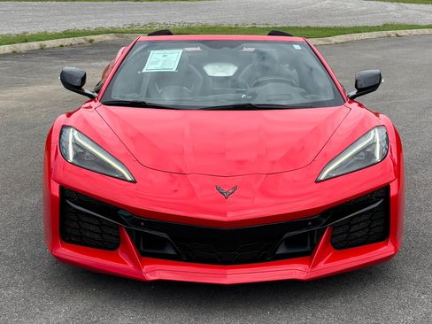 Used 2023 Chevrolet Corvette Z06 RWD image 5
