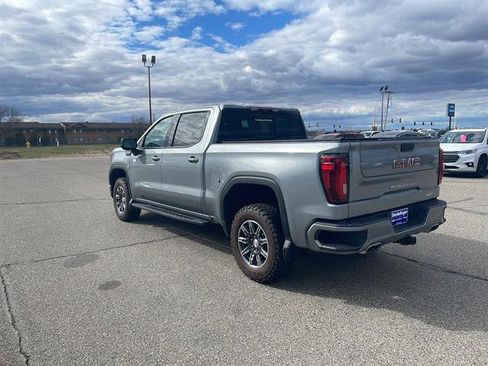 Used 2024 GMC Sierra 1500 AT4 w/ Technology Package AWD/4WD image 4