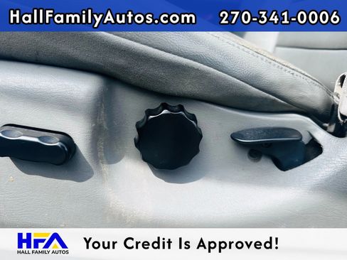 Used 2006 Ford F350 Lariat image 22