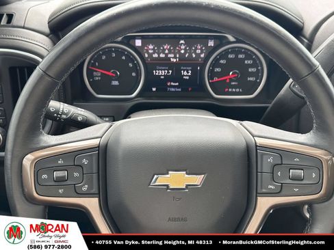Certified 2021 Chevrolet Silverado 1500 High Country w/ Technology Package AWD/4WD image 24