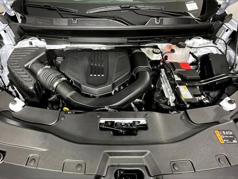 New 2026 GMC Acadia Denali w/ Super Cruise Package image 2