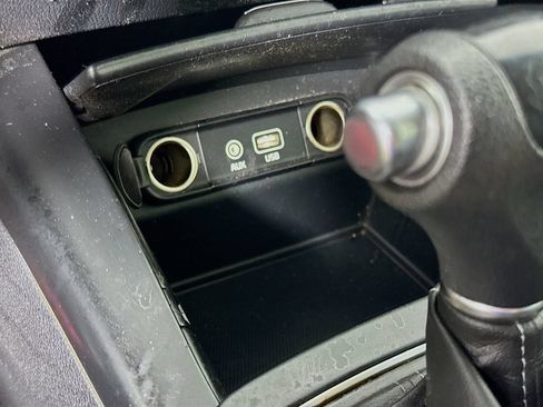 Used 2017 Kia Sorento FWD image 35