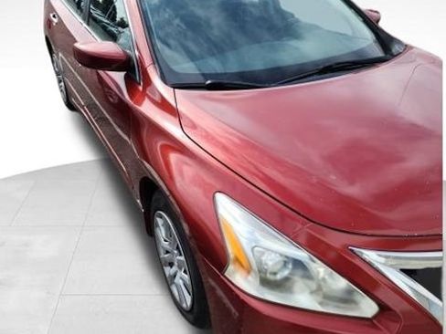 Used 2015 Nissan Altima 2.5 S w/ Power Driver Seat Package image 6