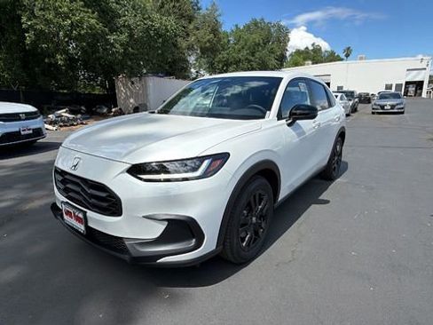 New 2026 Honda HR-V Sport image 1